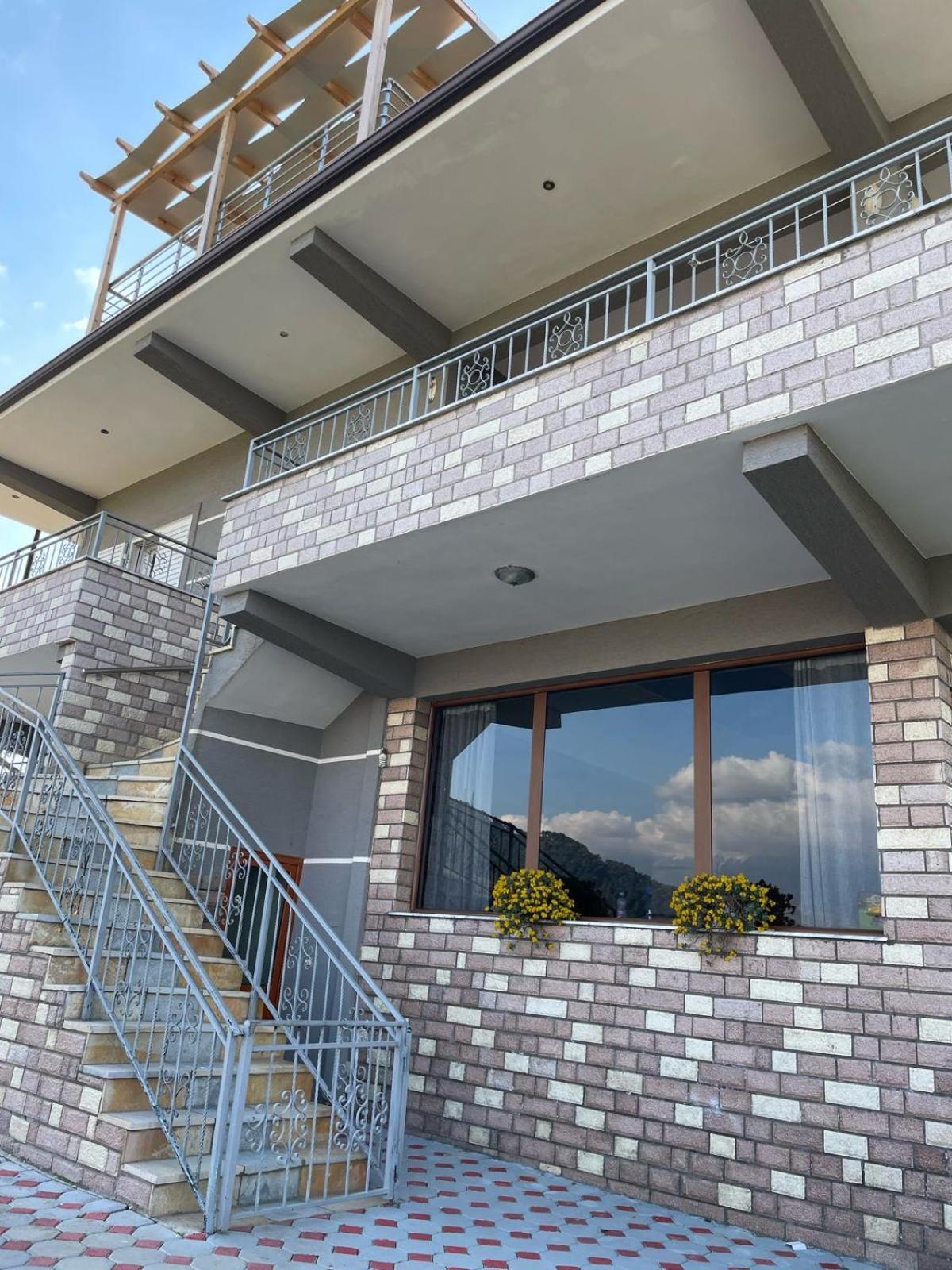 Guest House Ilir 培拉特 外观 照片