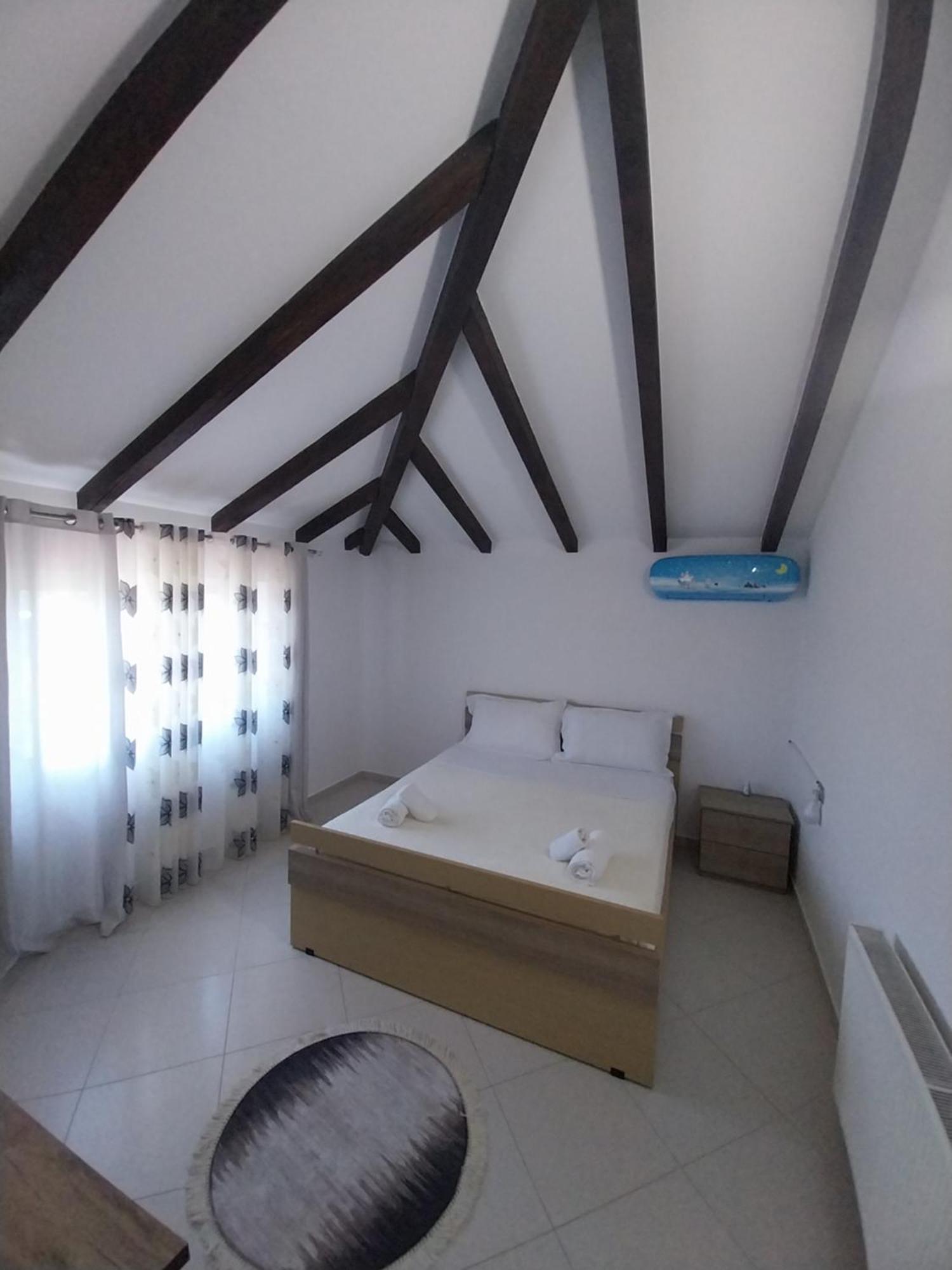 Guest House Ilir 培拉特 外观 照片